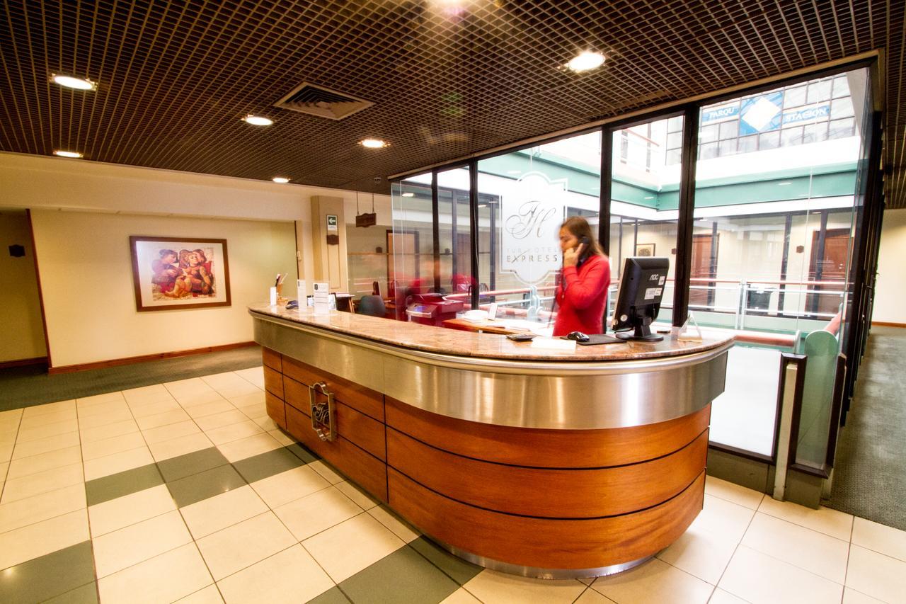 Tur Hotel 圣地亚哥 外观 照片