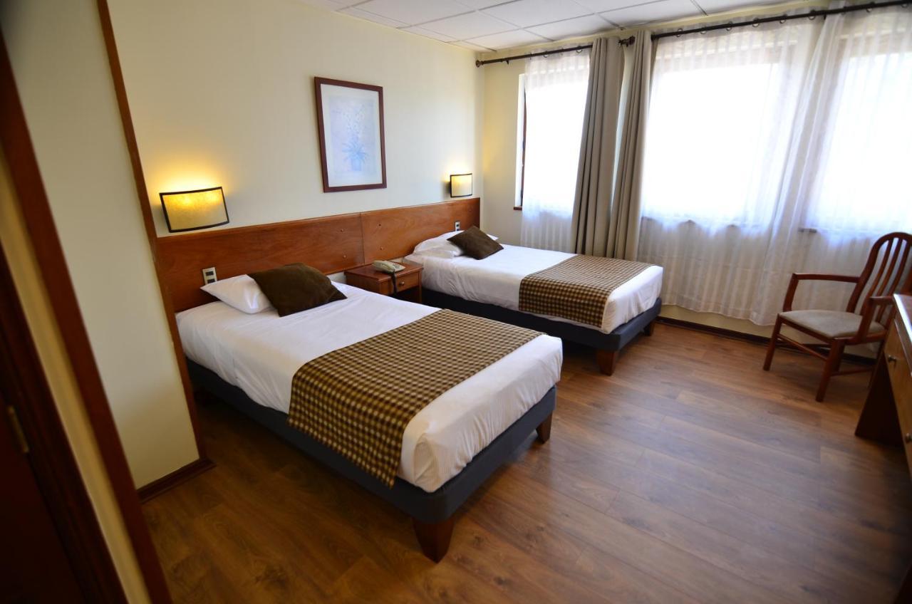 Tur Hotel 圣地亚哥 外观 照片