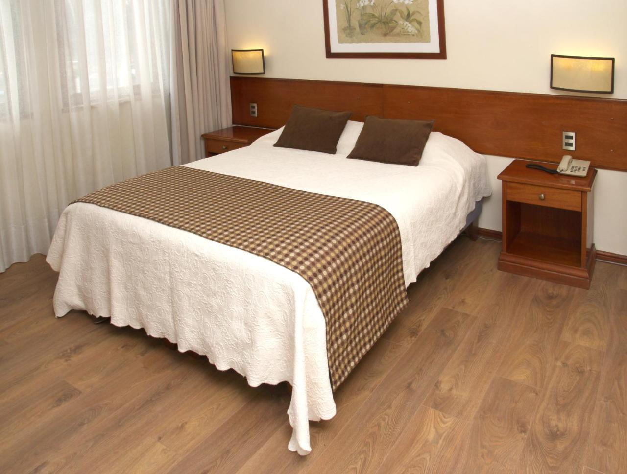 Tur Hotel 圣地亚哥 外观 照片