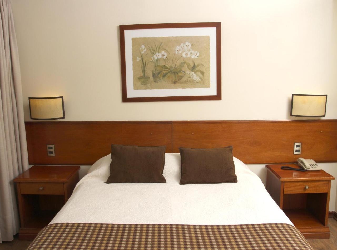 Tur Hotel 圣地亚哥 外观 照片