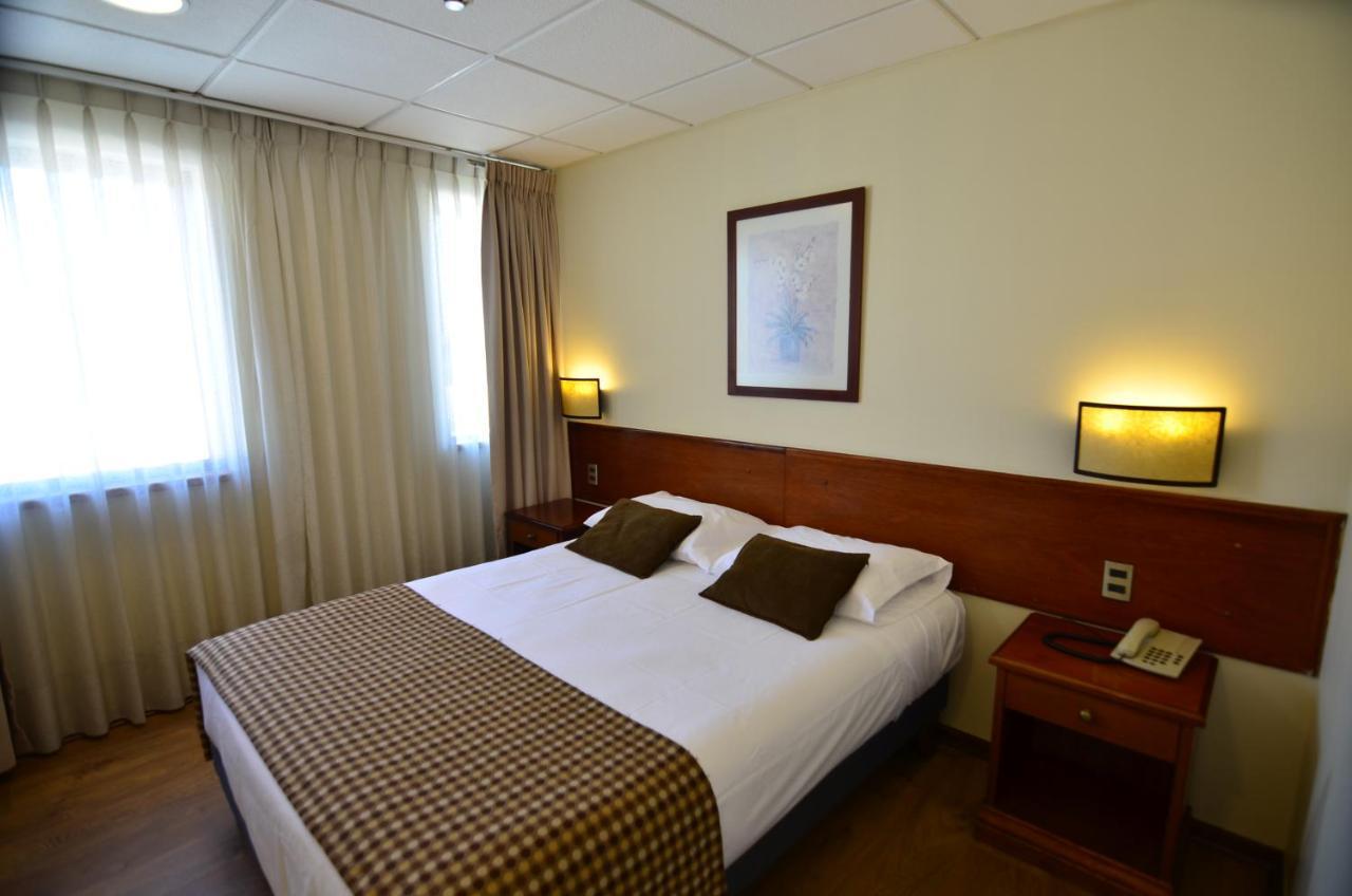 Tur Hotel 圣地亚哥 外观 照片